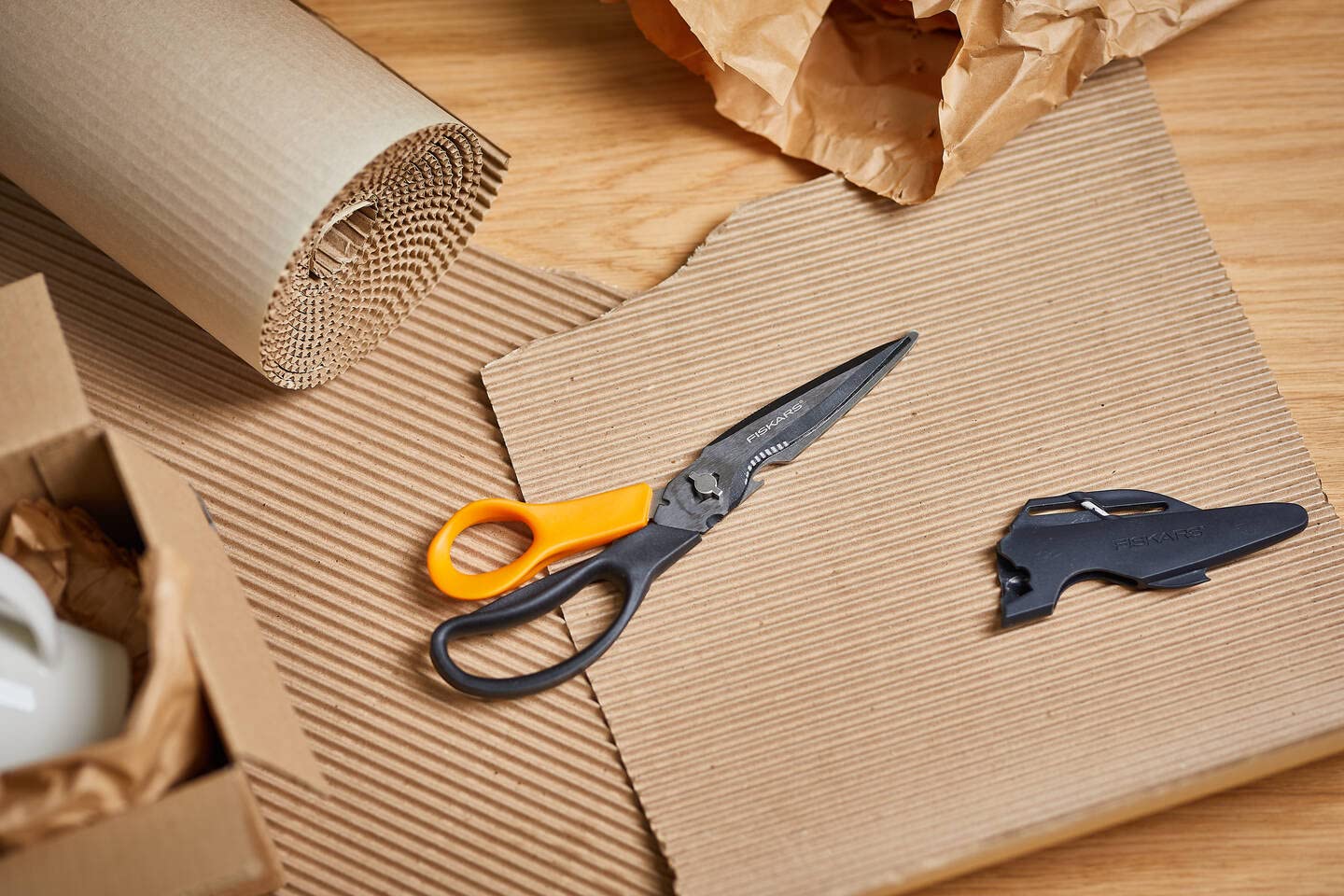 Fiskars Cuts + More Multi-tool Scissors, Includes Protective Case With Scissor Sharpener, Length: 23 cm, Titanium Coating, Stainless Steel Blade/Plastic Handles, Black/Orange, 1000809